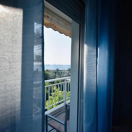 Vasilissis Olgas Sea View شقة *