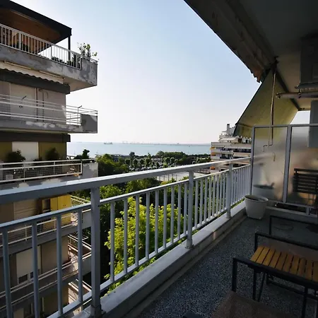 Vasilissis Olgas Sea View Apartment